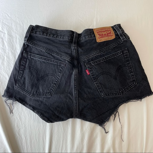 Levi’s 501 shorts - Picture 3 of 4